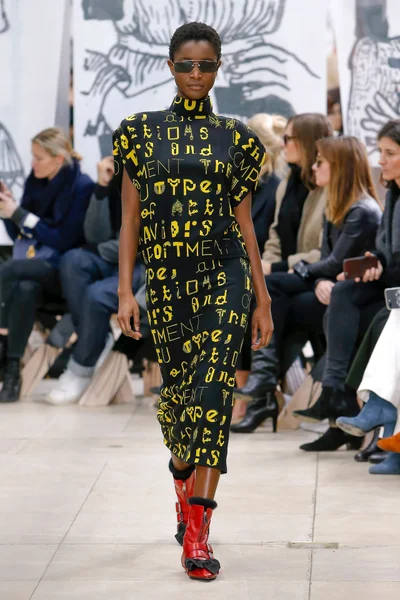 Look 22